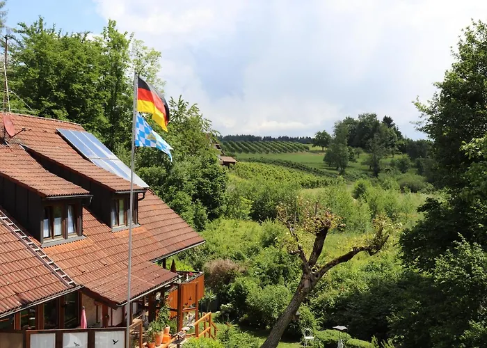 #5 Mit Balkon - Zentrale Dennoch Ruhige Lage Mit Terrasse - Stadtbus Vor Der Tuer! *