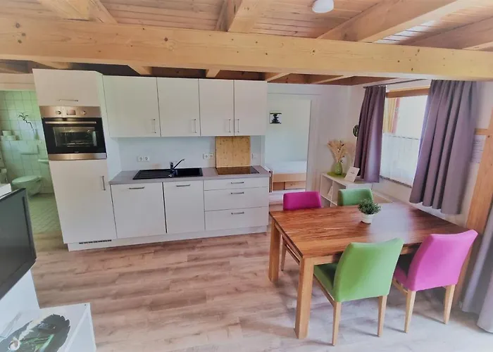#5 Mit Balkon - Zentrale Dennoch Ruhige Lage Mit Terrasse - Stadtbus Vor Der Tuer! Apartment